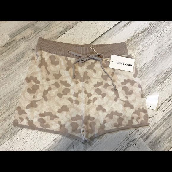Heartloom Tan Cheetah drawstring shorts Large NWT - Picture 2 of 5